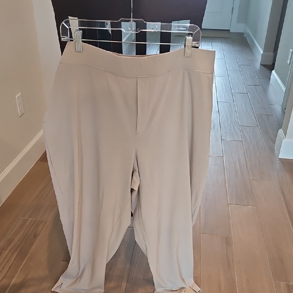 Athleta Cream Women's Trousers